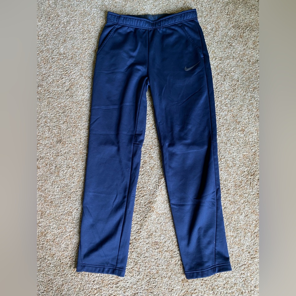 Men’s Nike Joggers with Elastic Waistband